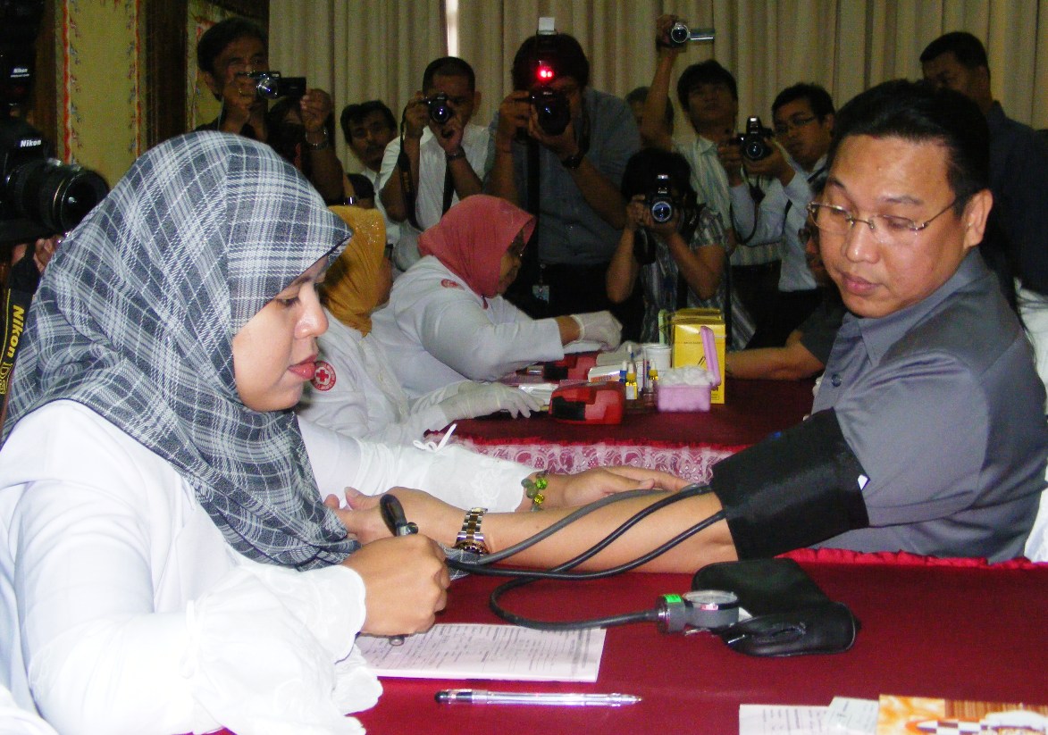 Sisi Merah-Putih Donor Darah Triwulan Pertama 2010